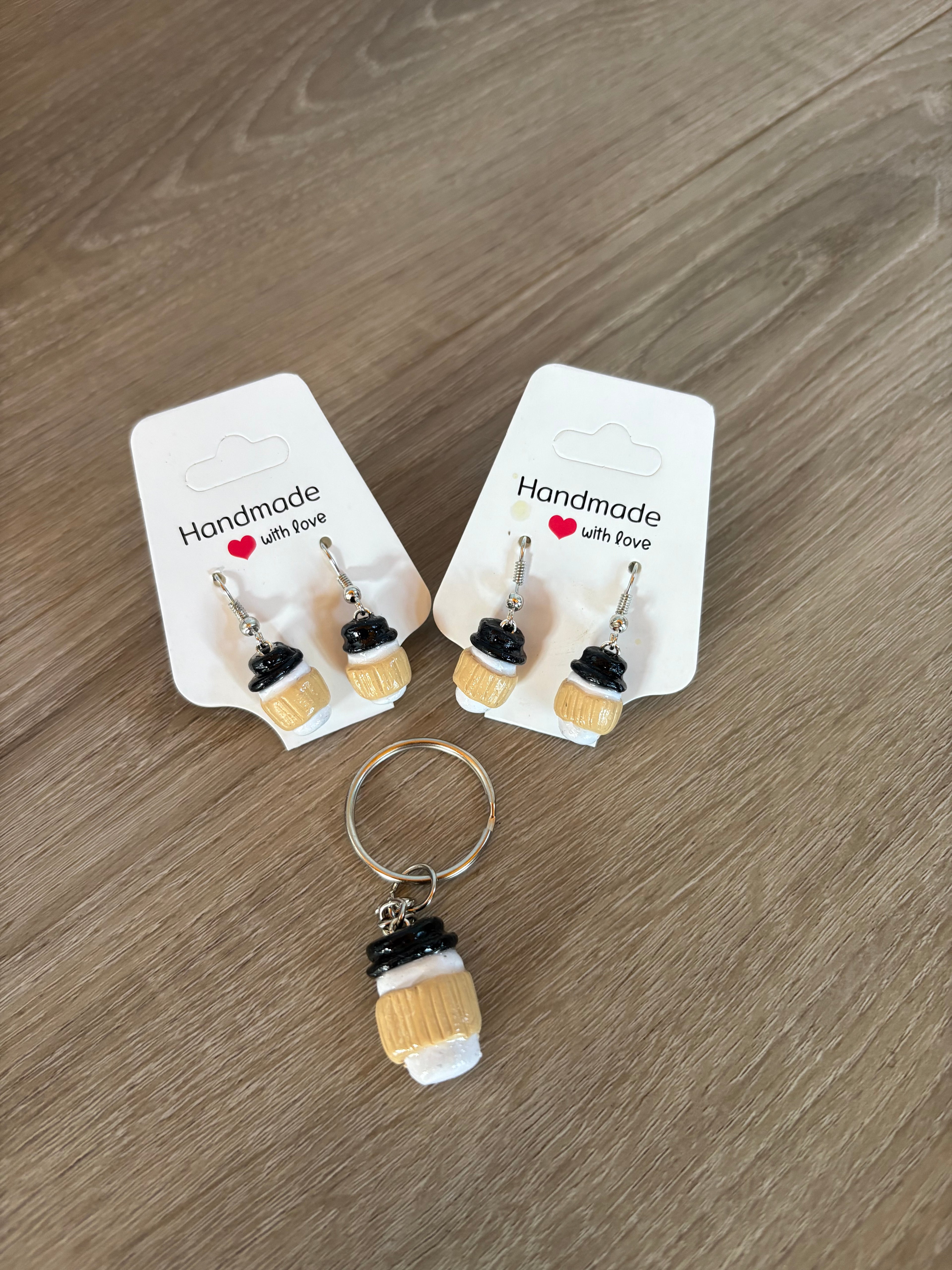 Takeaway coffee cup keyring